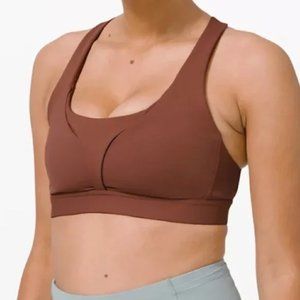 Like New — Lululemon Stash It Up Bra — Size 6 for C/D Cups